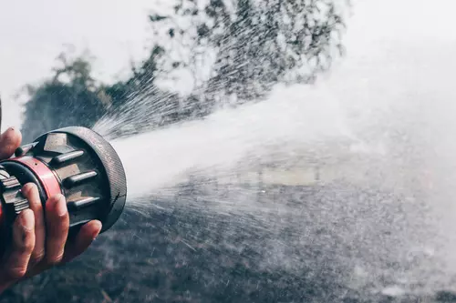 CPPFES2005 Demonstrate first attack firefighting equipment